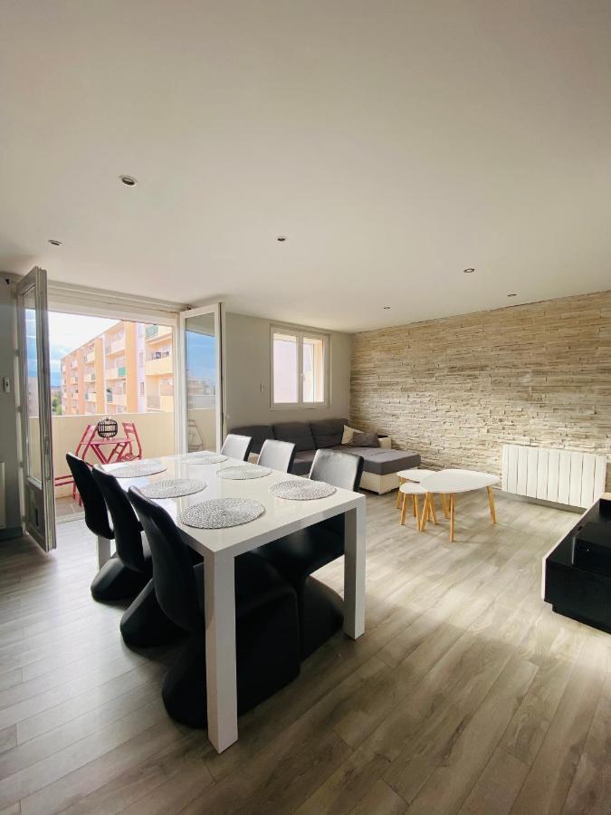 Appartement - Роанн Екстер'єр фото